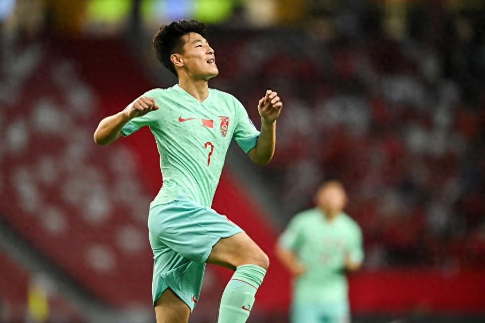 阿贾克斯成功零封武磊，门将赛后获得全场最佳